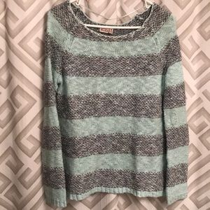 Wide neck sweater